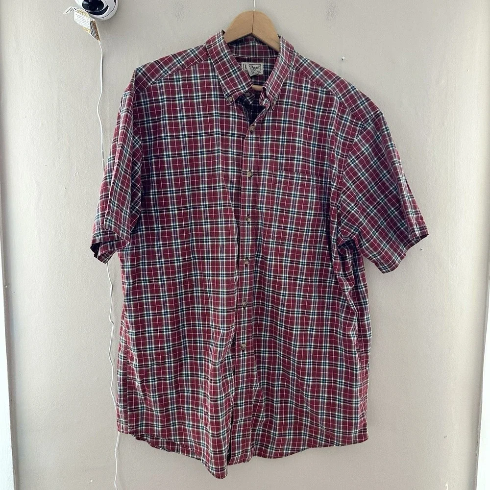 LL Bean Mens Button Down Camp Shirt Size L Red Plaid Cotton Short Sleeve Outdoor